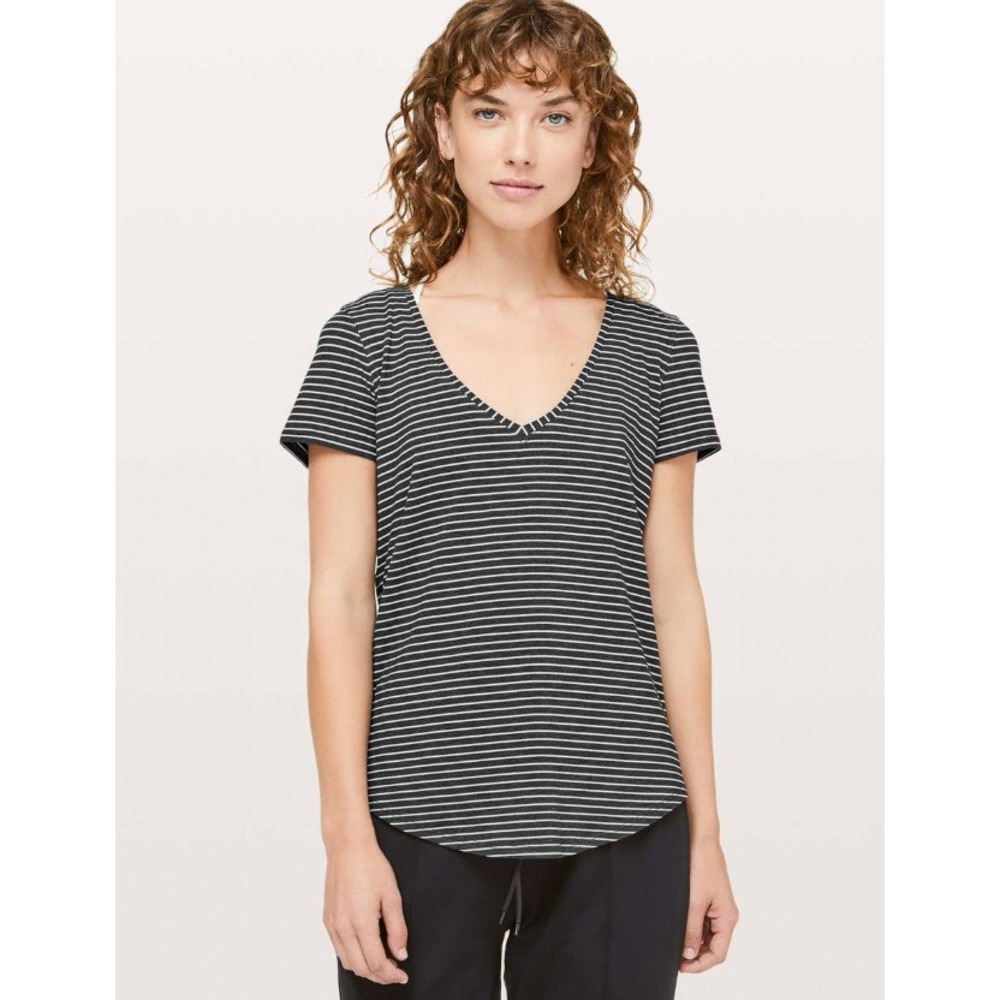 Lululemon Love Tee V-Neck Short Sleeve Striped T-Shirt Black White Women Size 8